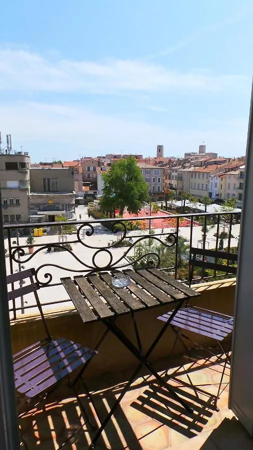 Hotel Relais Du Postillon 3*, Antibes